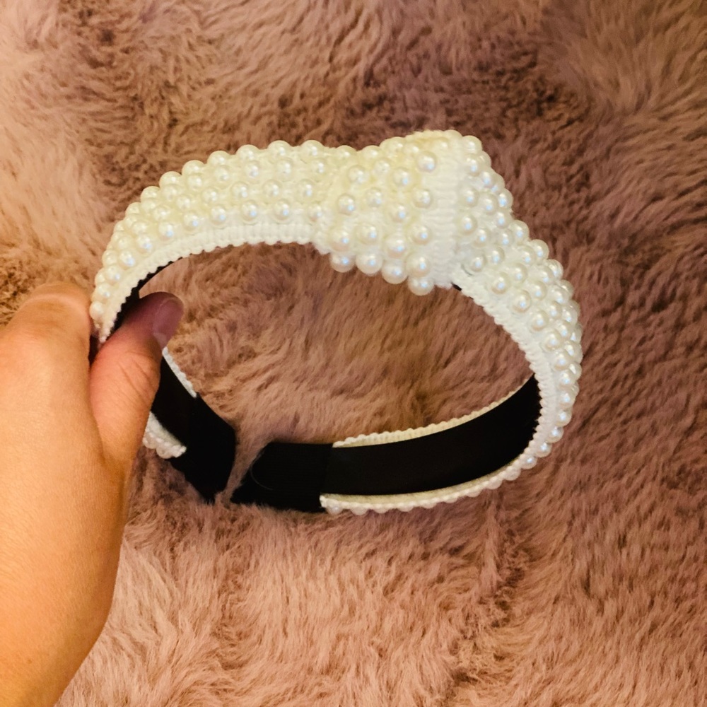 White pearl head band